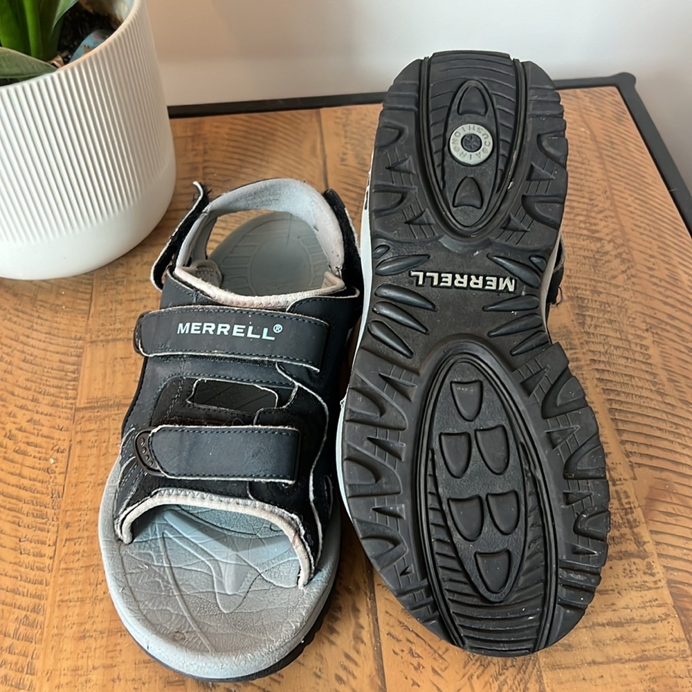 Merrell Sandals - Size 9 - Picture 6 of 8